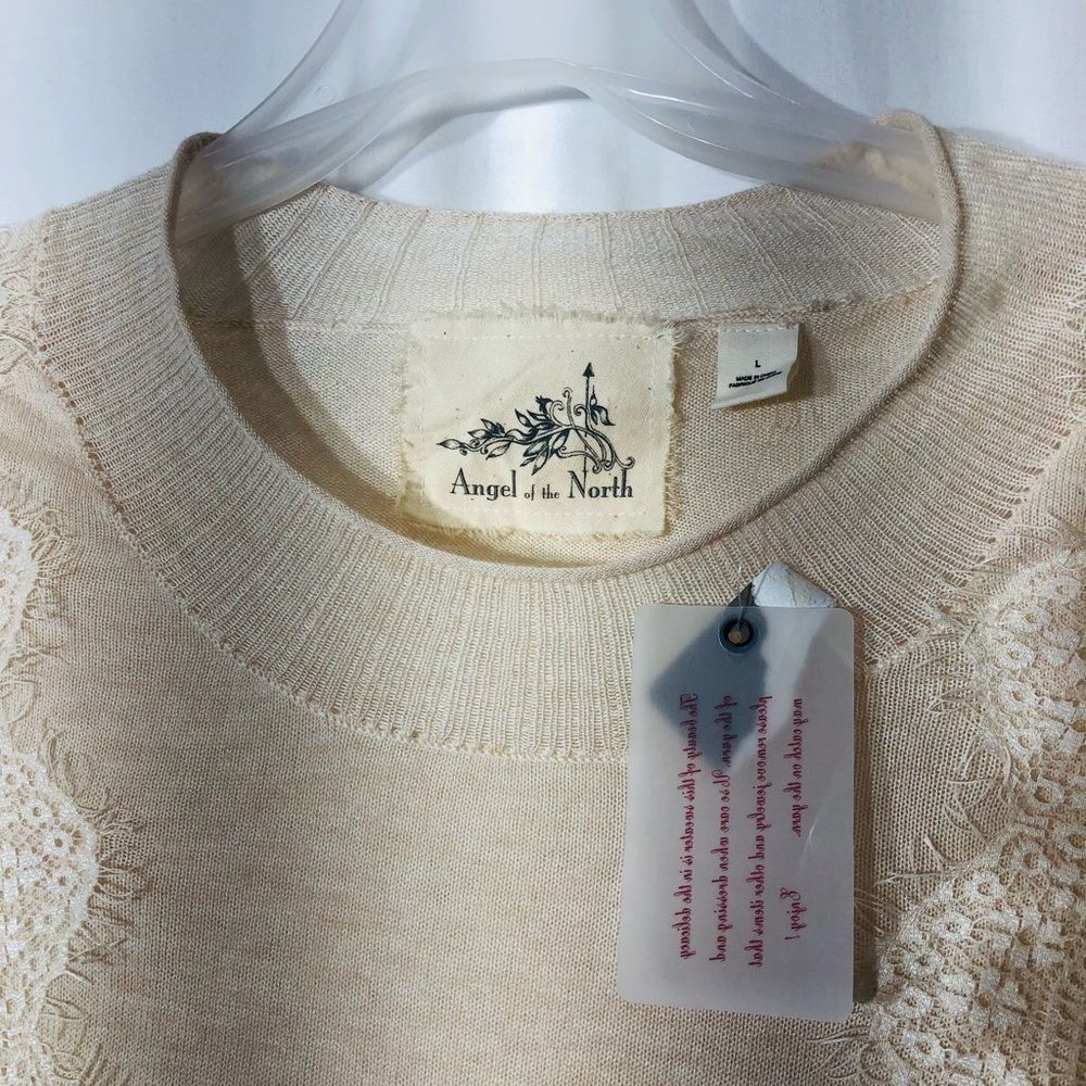 Anthropologie Cream Lace Detail Top - Picture 4 of 7